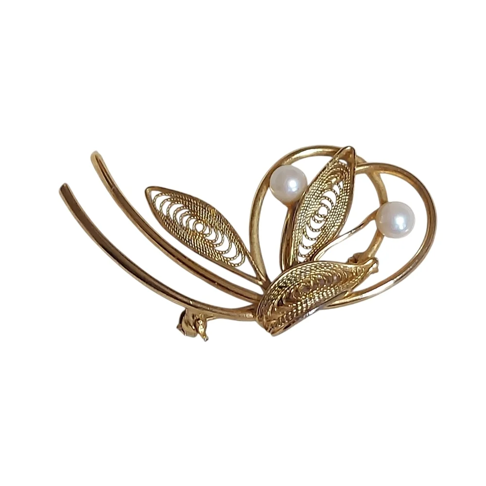 Vintage Gold Filigree and Pearl Swirl Brooch